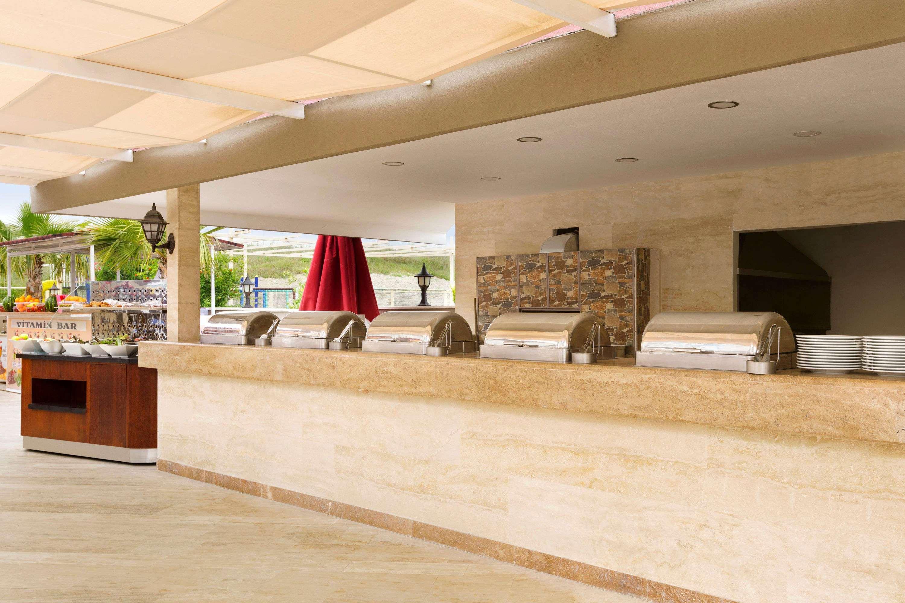 Ramada Resort Side Exterior foto