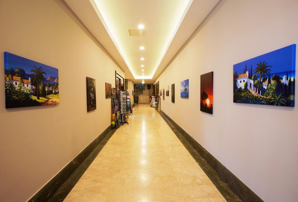 Ramada Resort Side Exterior foto
